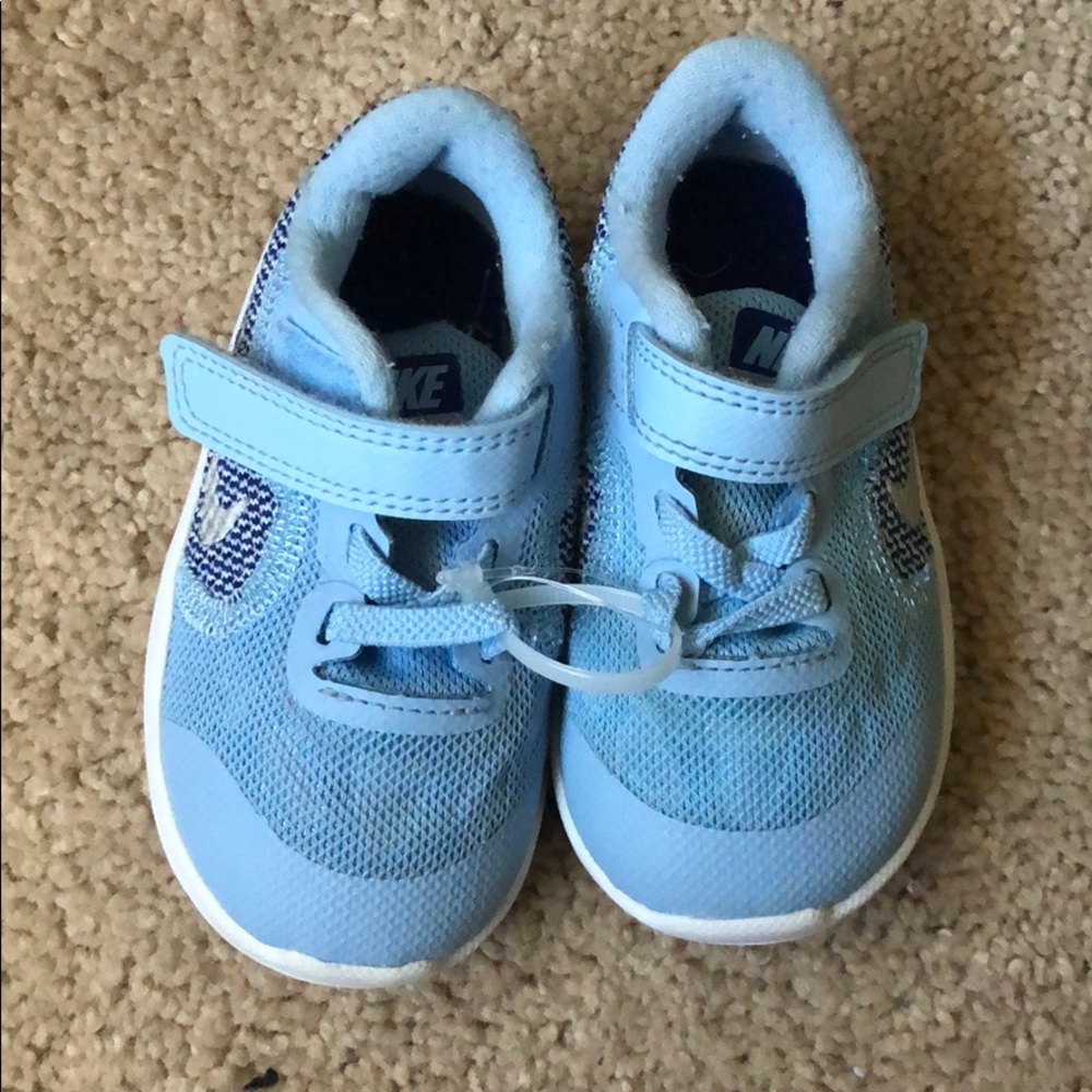 Nike blue sneakers